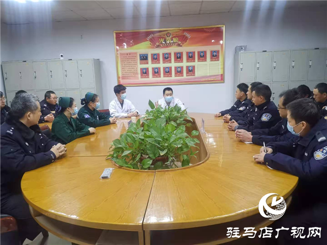 駐馬店市交警支隊(duì)聯(lián)合醫(yī)院開(kāi)展“四位一體”應(yīng)急救援培訓(xùn)