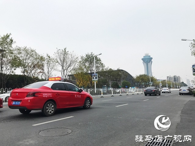 單雙號(hào)限行第一天 限行區(qū)域內(nèi)車少路況好