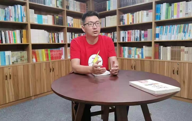 本周四首播！和《亮哥說書》一起終身學(xué)習(xí)