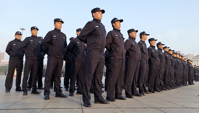 駐馬店市公安局驛城分局開展各項(xiàng)活動迎接首個&ldquo;中國人民警察節(jié)&rdquo;