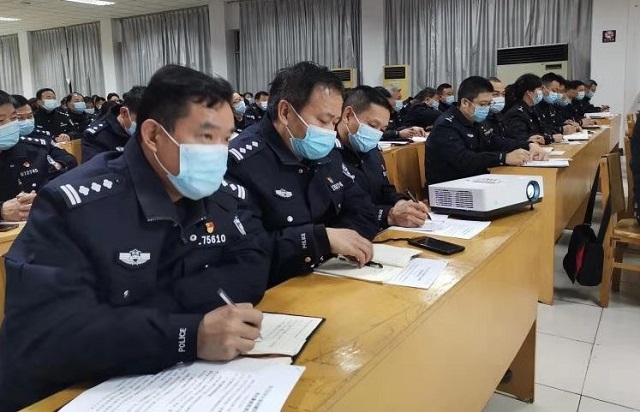 駐馬店市公安局驛城分局開展各項(xiàng)活動迎接首個&ldquo;中國人民警察節(jié)&rdquo;