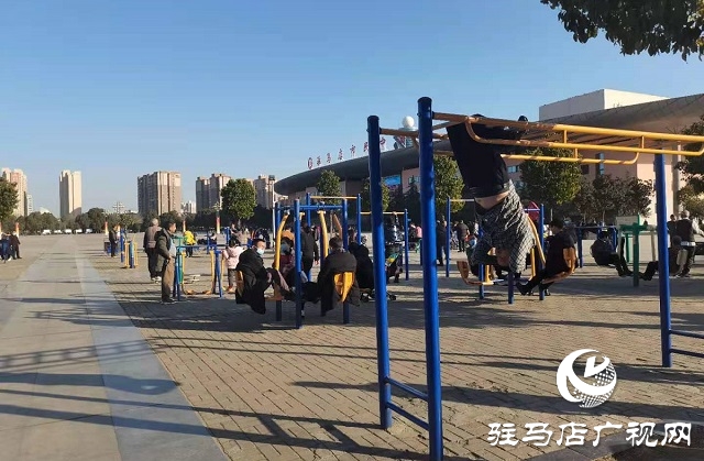 駐馬店:大風過后天晴朗 碧空如洗景色靚