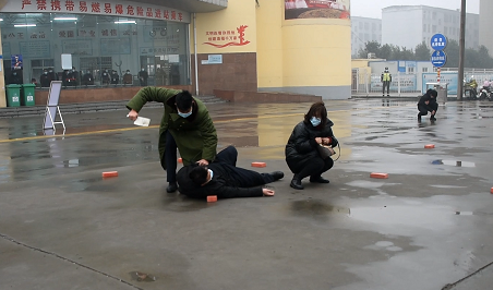 平輿縣公安局特巡警大隊開展反恐處突實(shí)戰(zhàn)演練