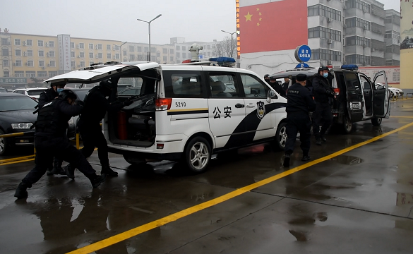 平輿縣公安局特巡警大隊開展反恐處突實(shí)戰(zhàn)演練