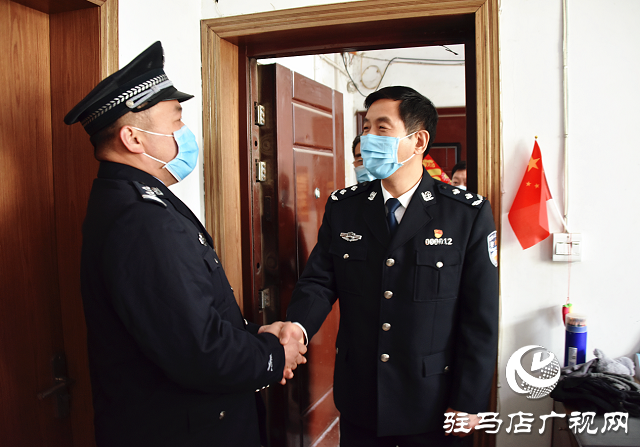 河南省公安廳副廳長(zhǎng)郭智深赴平輿縣開(kāi)展走訪慰問(wèn)活動(dòng)