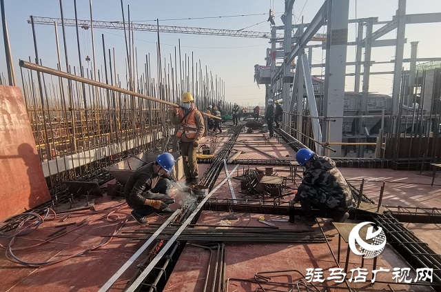 西平縣:項(xiàng)目建設(shè)施工忙 堅(jiān)守工地迎新春