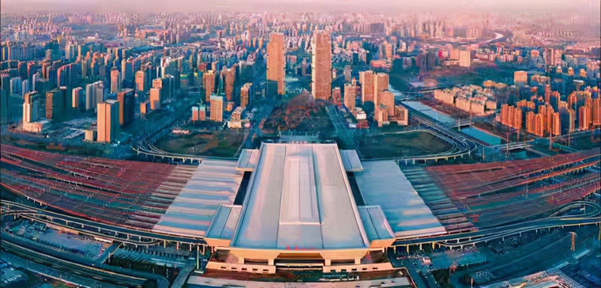 除夕夜《開往春天的幸福》帶鄭州東站“出圈”了？東站：被春晚cue很幸福