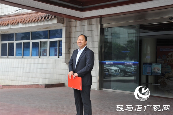 中原銀行駐馬店分行開(kāi)展無(wú)償獻(xiàn)血活動(dòng)