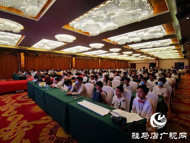 第三屆瘋狂演說家&ldquo;苦盡甘來&rdquo;明星演講會成功舉行