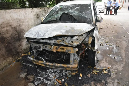 全體學(xué)生和家長，請認(rèn)真閱讀這份暑期安全指南！