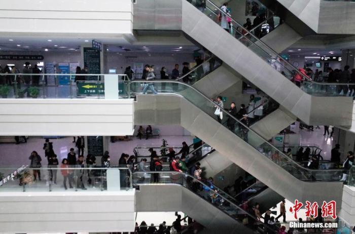 注意！下半年，社保迎來(lái)4大新變化，利好你我