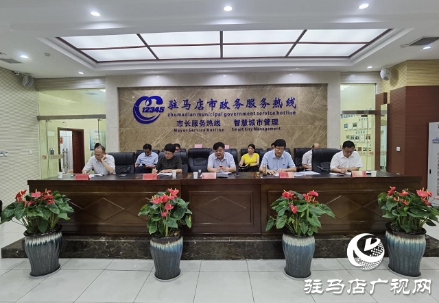 市人大代表、政協(xié)委員接聽12345政務服務便民熱線 傾聽民情民意