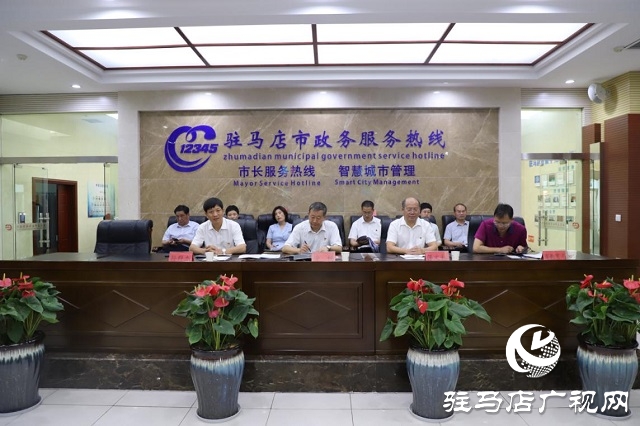 市人大代表、政協(xié)委員接聽12345政務服務便民熱線 傾聽民情民意