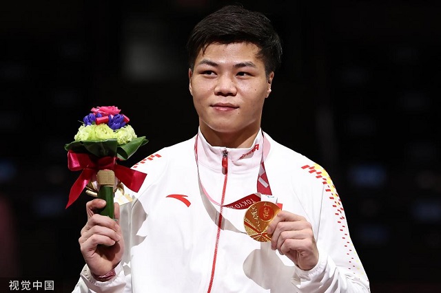東京殘奧會(huì)中國隊(duì)首金誕生 李豪獲佩劍個(gè)人A級(jí)冠軍