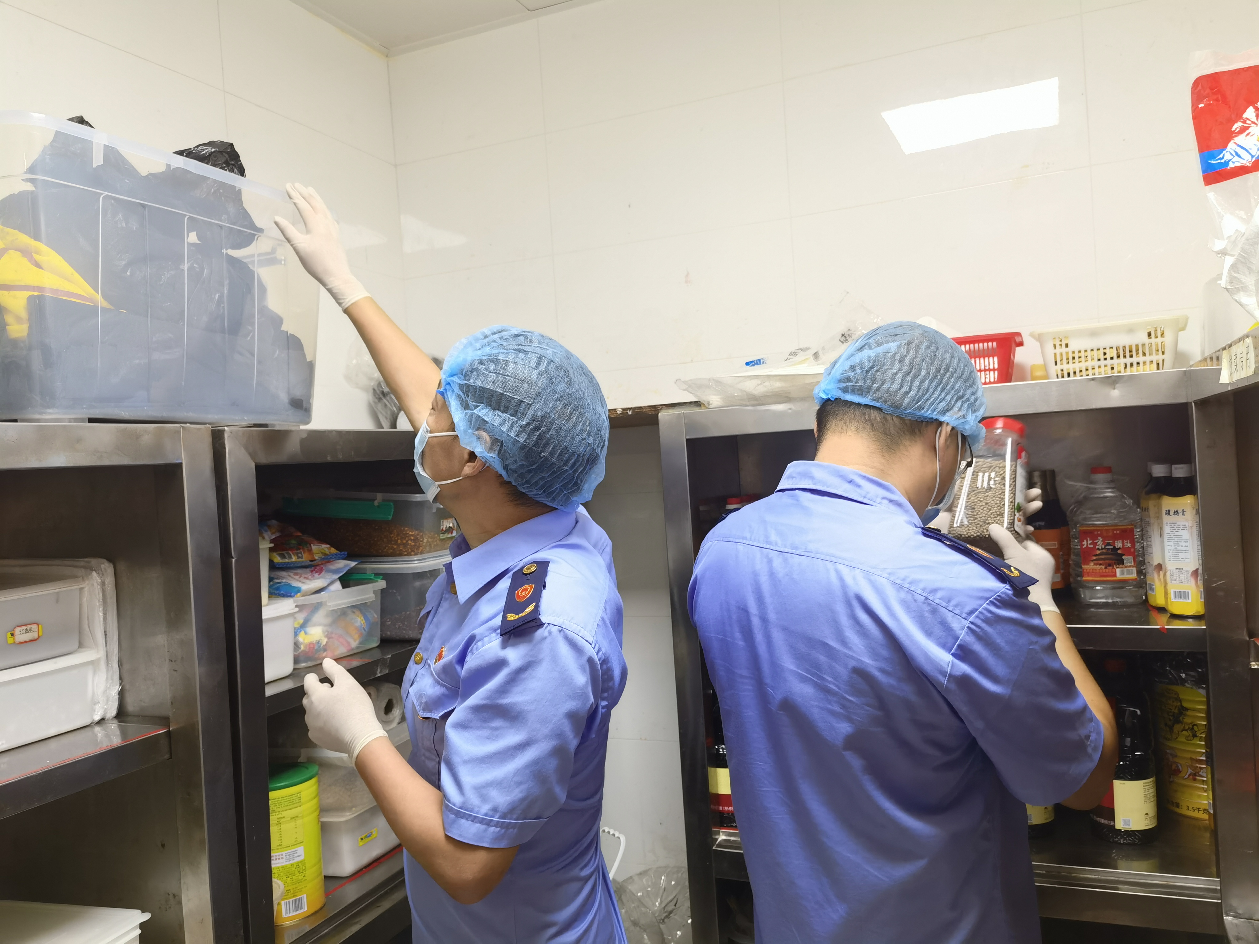 為確保堂食恢復(fù)安全有序 駐馬店市對(duì)餐飲店開展全面檢查
