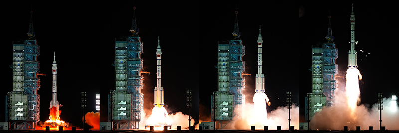 月下棹神舟星夜赴天河&mdash;&mdash;神舟十三號飛天紀(jì)實