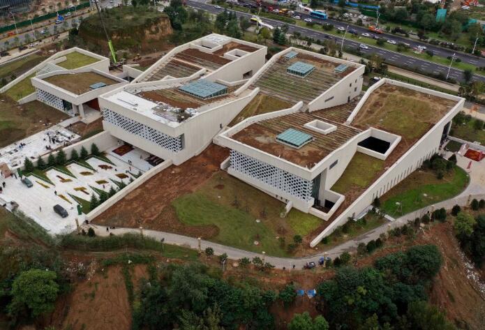 新華全媒+PLOG丨史前先民的“花花”世界，我沉迷了……