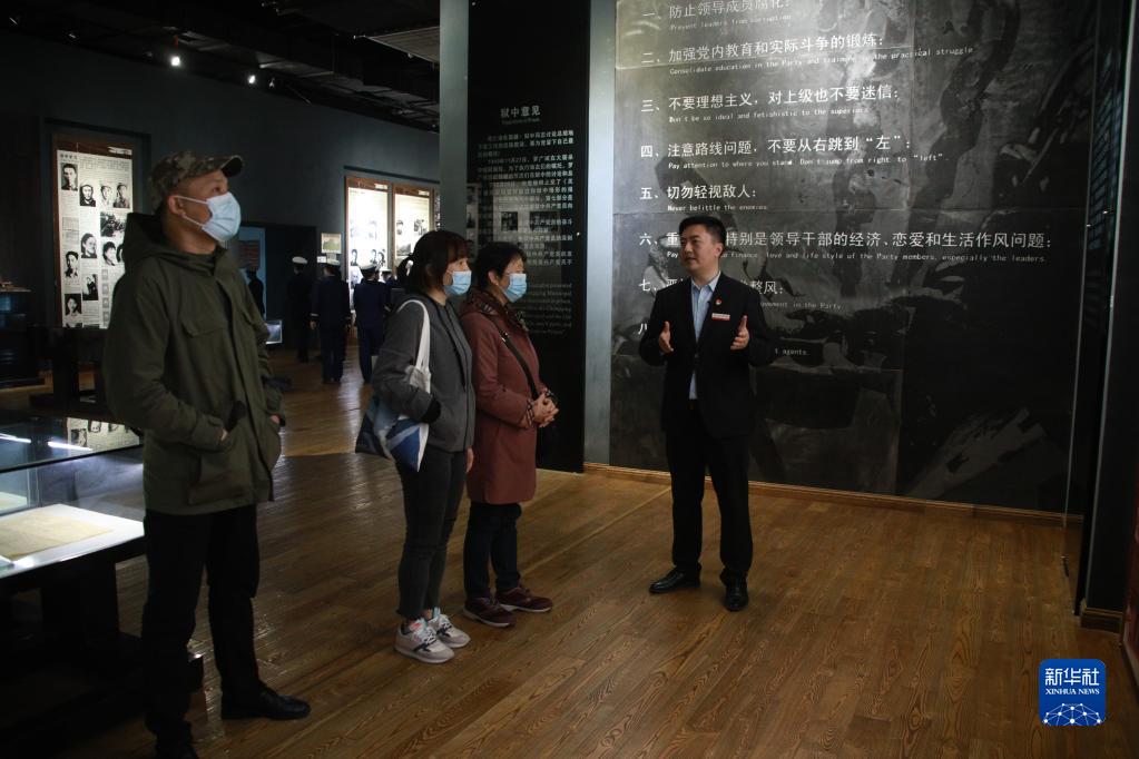 奮斗百年路 啟航新征程·中國共產黨人的精神譜系｜堅定信仰 寧死不屈——紅巖精神述評
