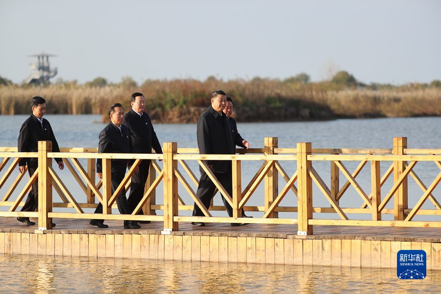  習(xí)近平在深入推動(dòng)黃河流域生態(tài)保護(hù)和高質(zhì)量發(fā)展座談會(huì)上強(qiáng)調(diào) 咬定目標(biāo)腳踏實(shí)地埋頭苦干久久為功 為黃河永遠(yuǎn)造福中華民族而不懈奮斗 韓正出席并講話