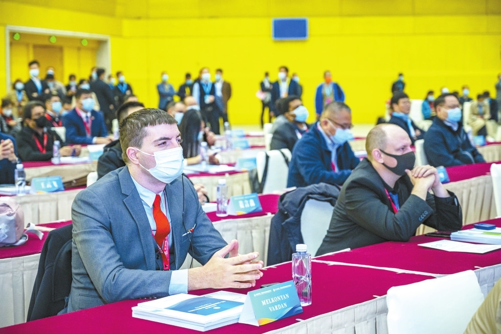 第四屆中國(guó)&middot;河南招才引智創(chuàng)新發(fā)展大會(huì)開幕