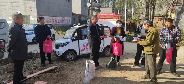 平輿縣玉皇廟鄉(xiāng)持續(xù)開展安全穩(wěn)定&ldquo;大走訪大調(diào)研大排查大化解&rdquo;活動暨平安建設(shè)巡回宣傳活動