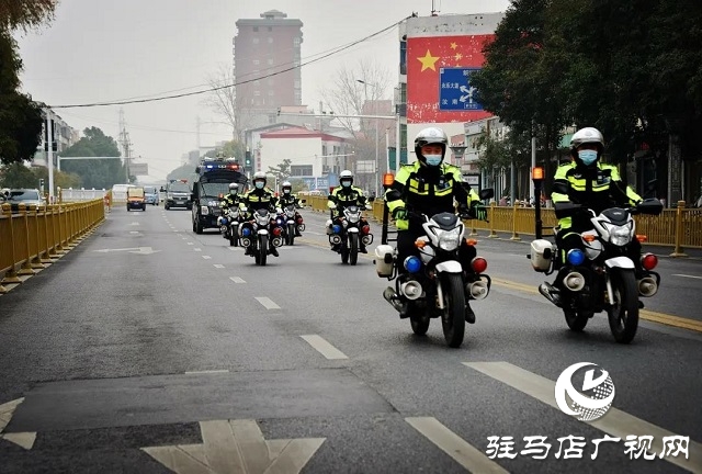 平輿縣公安局&ldquo;平安守護(hù)&rdquo;專項(xiàng)行動暨社會面巡邏防控正式啟動