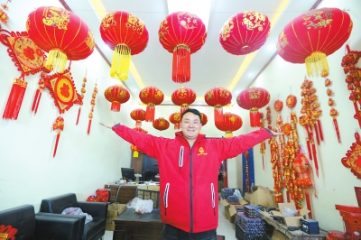 周口小伙的“年味兒”套裝讓百余村民談笑間一年增收百余萬(wàn)