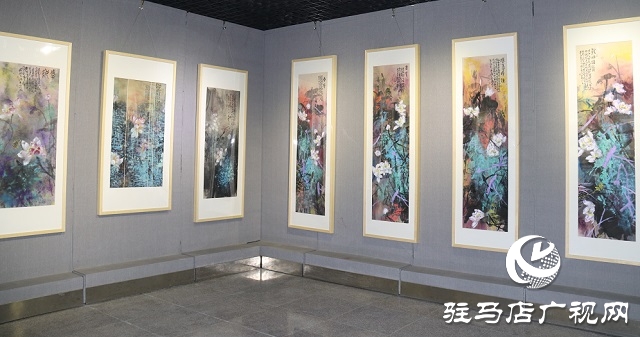 楊樹玉書畫作品展座談會(huì)在駐馬店市文化館舉行