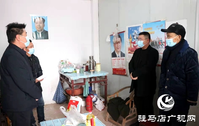 駐馬店廣播電視臺攜手愛心企業(yè)到幫扶村慰問走訪