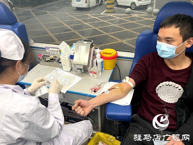 經(jīng)濟(jì)開發(fā)區(qū)組織區(qū)直單位干部職工開展無償獻(xiàn)血活動(dòng)