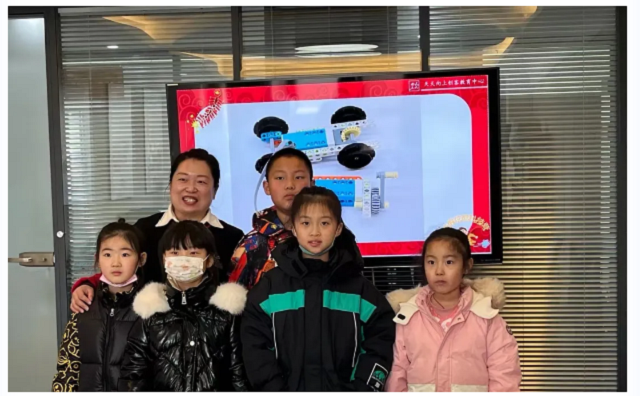 天天向上寒假科技營，我們結(jié)營啦!