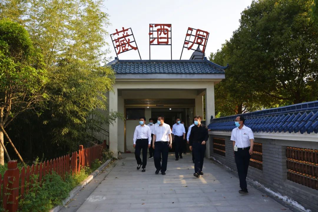 駐馬店市委常委 秘書長(zhǎng)李建超一行調(diào)研豫坡集團(tuán)