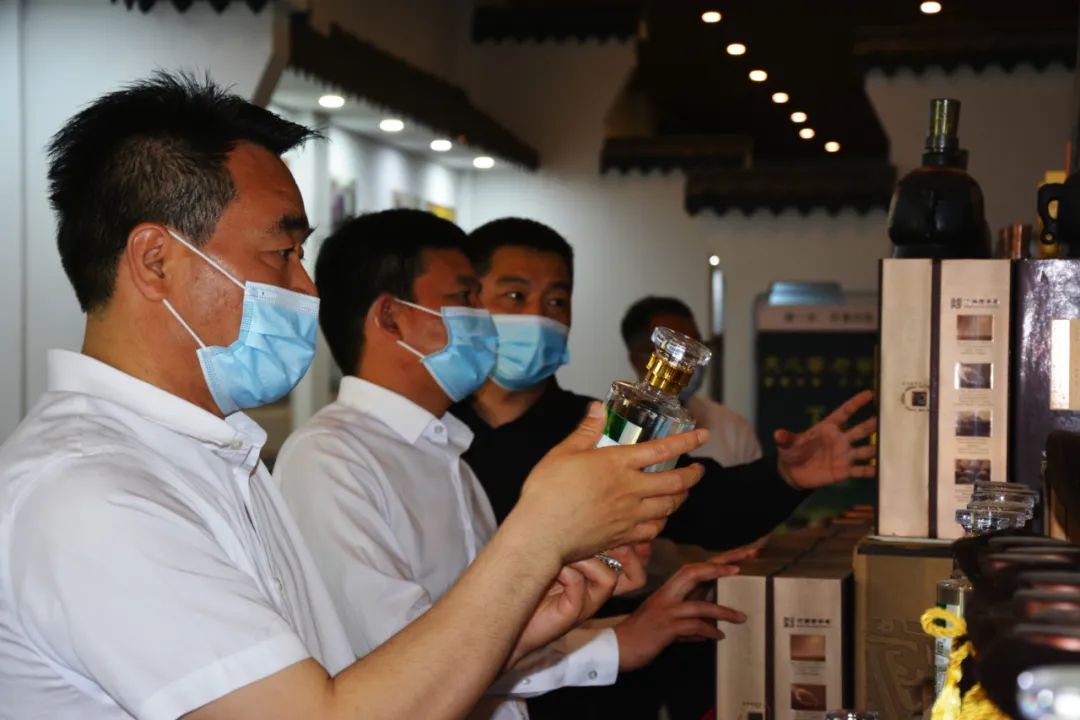 駐馬店市委常委 秘書長(zhǎng)李建超一行調(diào)研豫坡集團(tuán)