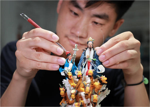 青春作答 強(qiáng)國有我丨劉玉偉:希望把面塑的根留住