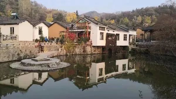 金榜題名·豫坡醬意濃香紅色教育研學(xué)之旅啟動(dòng)！報(bào)名開始了…