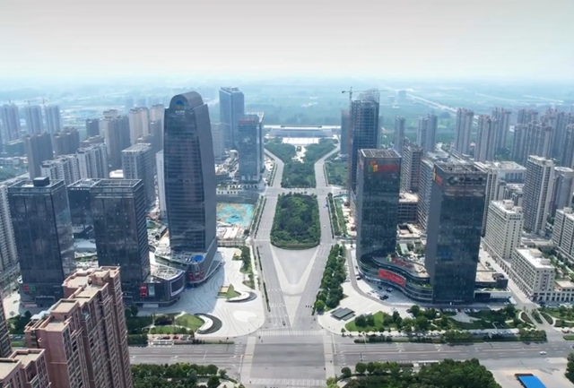 這個酷夏，最美的色彩是&ldquo;大白&rdquo;