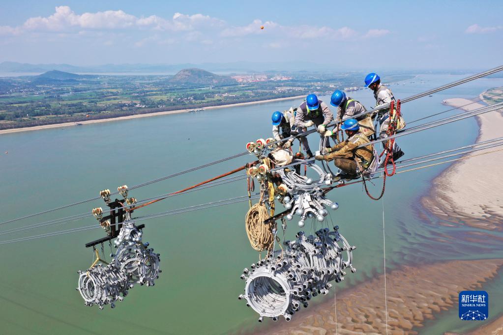 新時代中國調研行·非凡十年奮力贏得發(fā)展新優(yōu)勢——從重大工程建設看中國特色社會主義制度優(yōu)勢