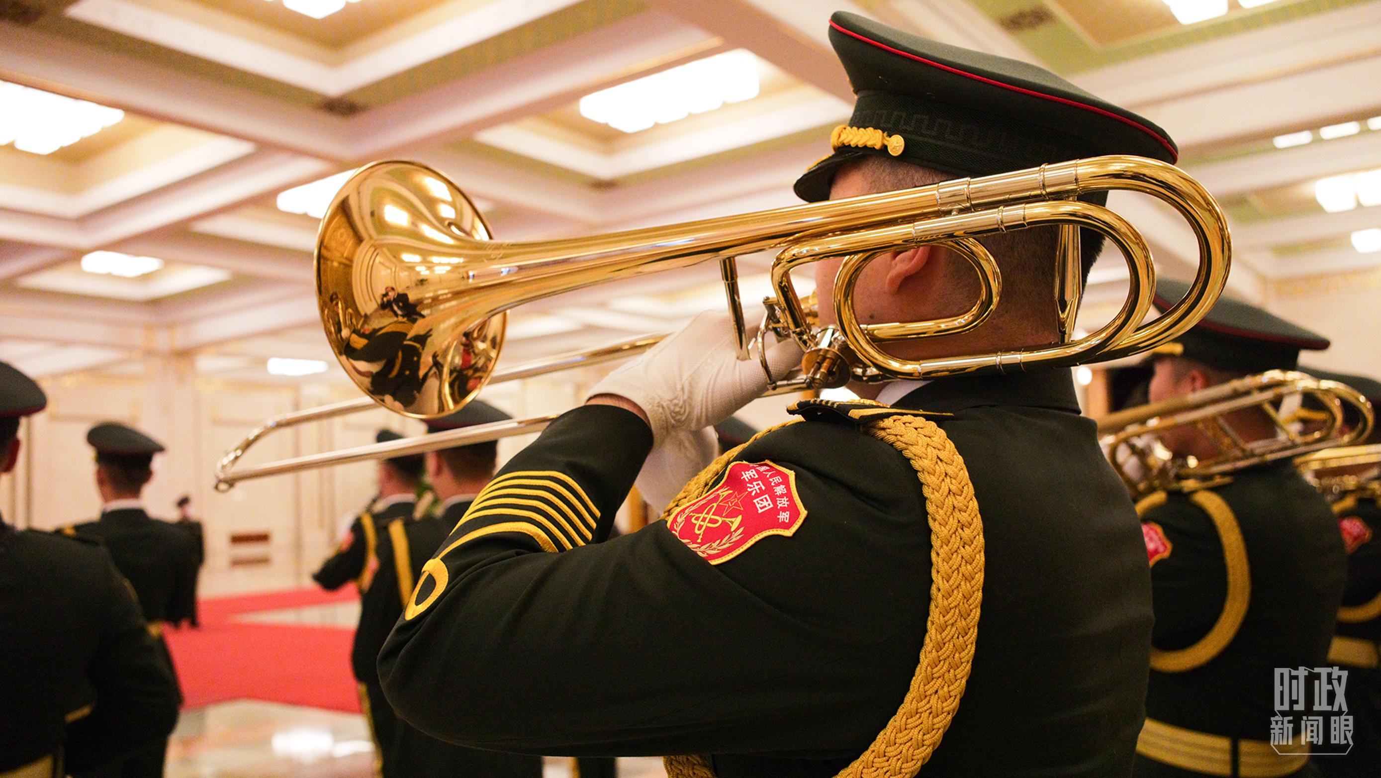 時政新聞眼丨黨的二十大之后會見首位外國領(lǐng)導(dǎo)人，習(xí)近平重點談了什么？