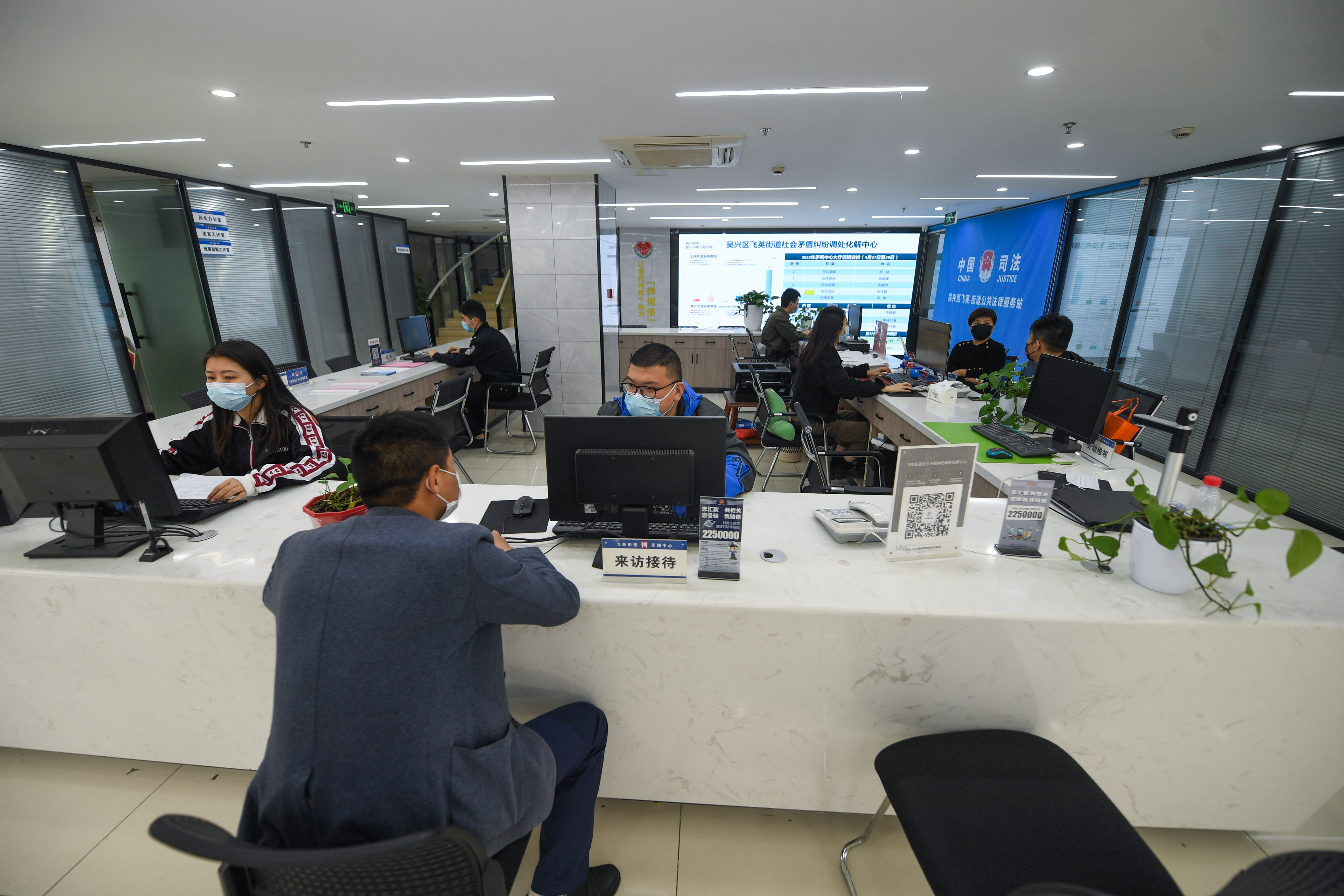 讓群眾過上更加幸福美好的生活——黨的二十大精神進(jìn)城鄉(xiāng)社區(qū)綜述