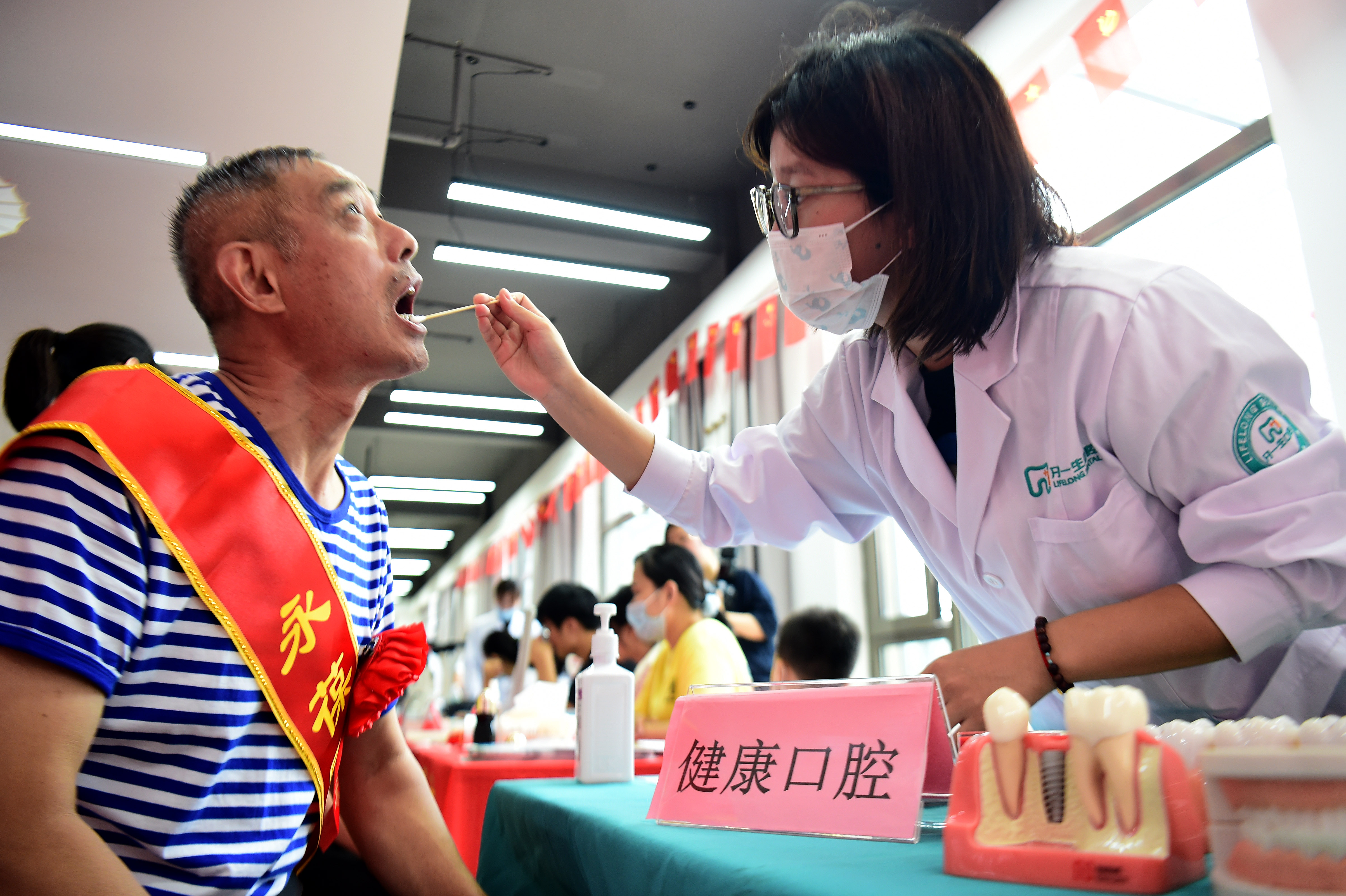 讓群眾過上更加幸福美好的生活——黨的二十大精神進(jìn)城鄉(xiāng)社區(qū)綜述