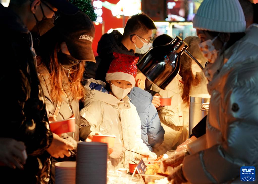 鐘華論：讓明天的中國更美好——2023年新年獻(xiàn)詞 