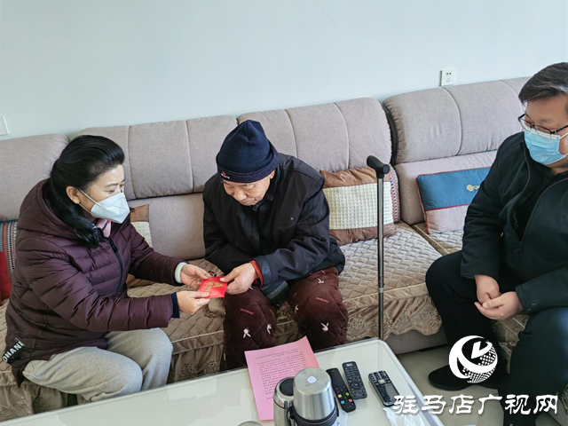 駐馬店市民政局走訪慰問離退休老黨員、生活困難黨員