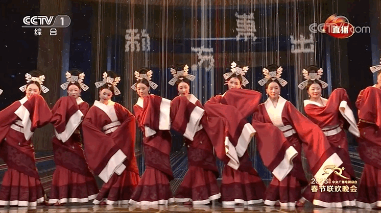 全網(wǎng)刷屏！兔年春晚這10個(gè)瞬間，絕美！