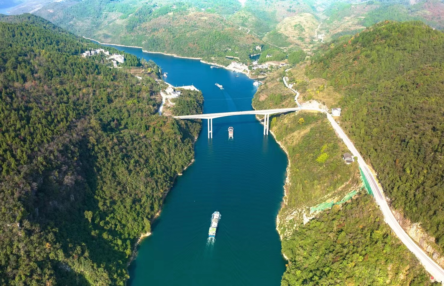 奮進(jìn)的春天｜借水陸空鐵全面出山，乘開局之勢(shì)開放大干