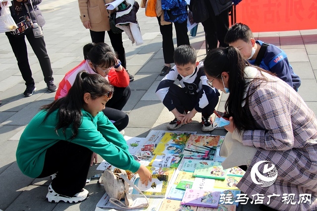 義賣、獻(xiàn)血、公益...駐馬店學(xué)雷鋒主題實(shí)踐活動(dòng)啟動(dòng)