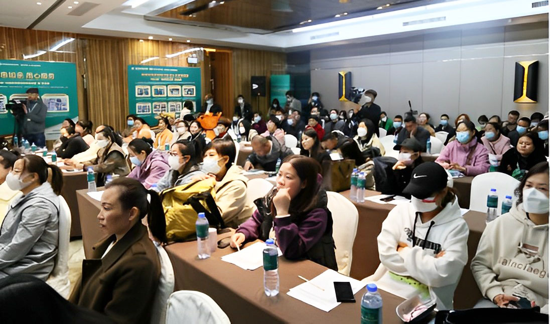 近百名子宮腺肌病病友參會(huì) 共話女性保宮大健康