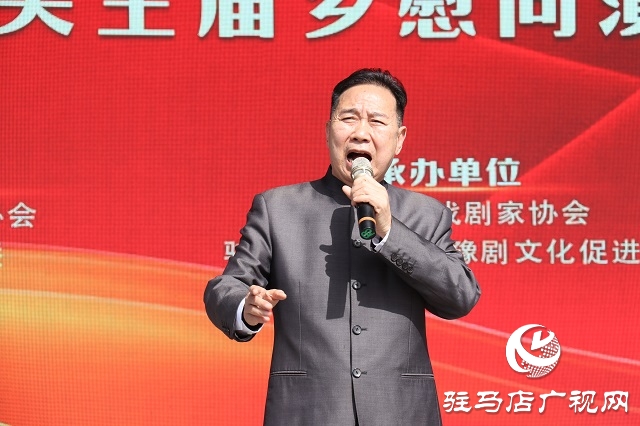 河南省戲劇家協(xié)會走進開發(fā)區(qū)關(guān)王廟鄉(xiāng)慰問演出