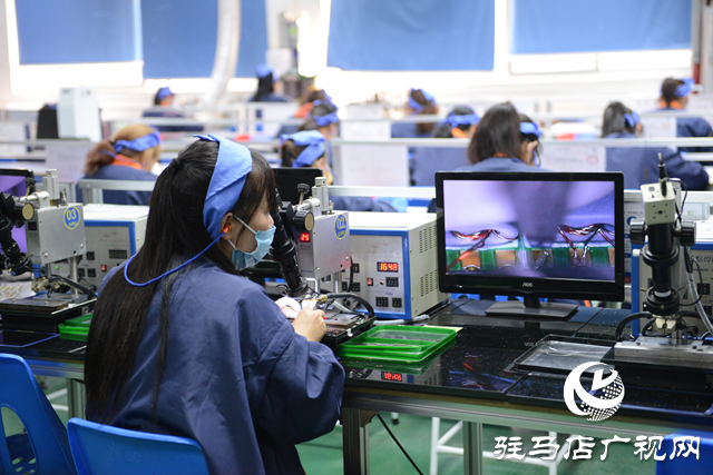 泌陽縣：筑巢引鳳帶火&ldquo;微工廠&rdquo;實(shí)現(xiàn)雙利雙收