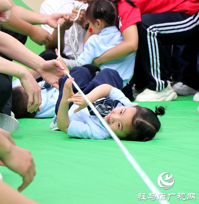 悅動(dòng)精彩童年 親子快樂(lè)成長(zhǎng) 駐馬店市實(shí)驗(yàn)幼兒園親子運(yùn)動(dòng)會(huì)圓滿(mǎn)落幕