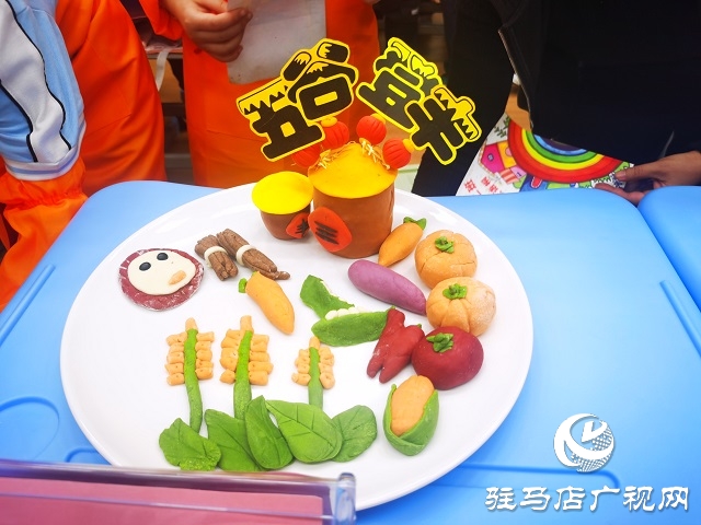 駐馬店實(shí)驗(yàn)小學(xué)：勞動(dòng)書寫精彩 奮斗展示自我